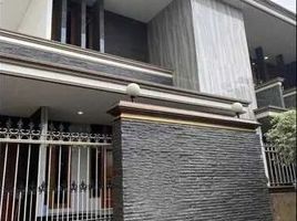 7 Bedroom House for sale in Gayungan, Surabaya, Gayungan