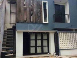 5 Bedroom Villa for sale in Banten, Cipondoh, Tangerang, Banten