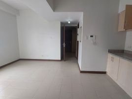 1 Bedroom Condo for sale at Paseo De Roces, Makati City, Southern District