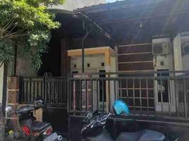 3 Bedroom House for sale in Jambangan, Surabaya, Jambangan