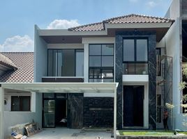 5 Schlafzimmer Haus zu verkaufen in Lakarsantri, East Jawa, Lakarsantri