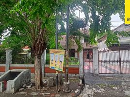 4 Bedroom House for sale in Tenggilis Mejoyo, Surabaya, Tenggilis Mejoyo