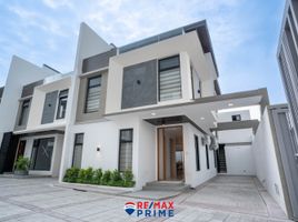5 Bedroom Townhouse for sale in Las Pinas City, Metro Manila, Las Pinas City, Southern District