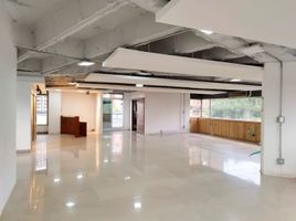 170 SqM Office for rent in Bare Foot Park (Parque de los Pies Descalzos), Medellin, Medellin