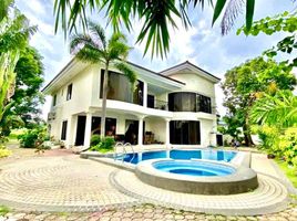 6 Bedroom House for rent in Laguna, Calabarzon, Binan City, Laguna