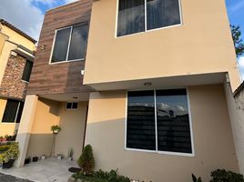 4 Habitación Villa en venta en Loja, Loja, Loja, Loja