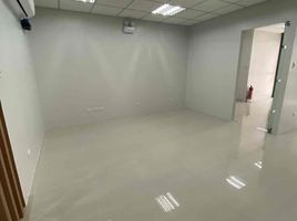 102 SqM Office for rent in Manila International Airport LRT-1, Pasay City, Makati City