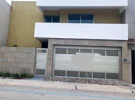 4 Bedroom Villa for sale in Medellin, Veracruz, Medellin