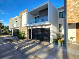 4 chambre Maison for rent in Veracruz, Medellin, Veracruz