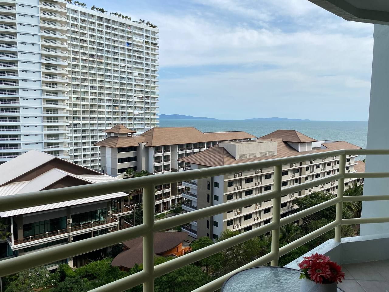 Apartment For Rent At View Talay 5