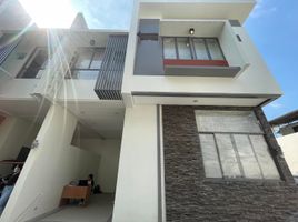 3 Habitación Adosado en venta en Quezon City, Metro Manila, Quezon City, Eastern District, Metro Manila