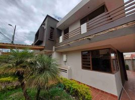 8 Habitación Casa en venta en Calderón Park, Cuenca, Cuenca, Cuenca