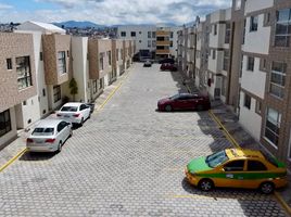 3 chambre Maison à vendre à Casas y departamentos en venta Sector Calderon - Marianitas ., Calderon Carapungo, Quito