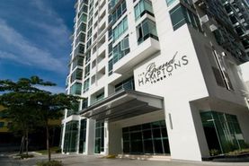 马尼拉大都会Makati City的Grand Hamptons项目