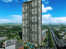 3 chambre Condominium à vendre à The Erin Heights., Quezon City