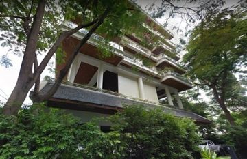 Pimarn Mansion in Thung Mahamek, Bangkok
