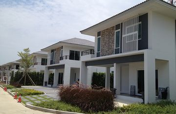 Patreeda Avenue Pathumthani in กระแชง, ปทุมธานี